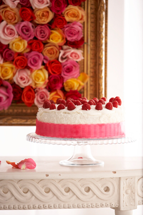 Cake and rose wall